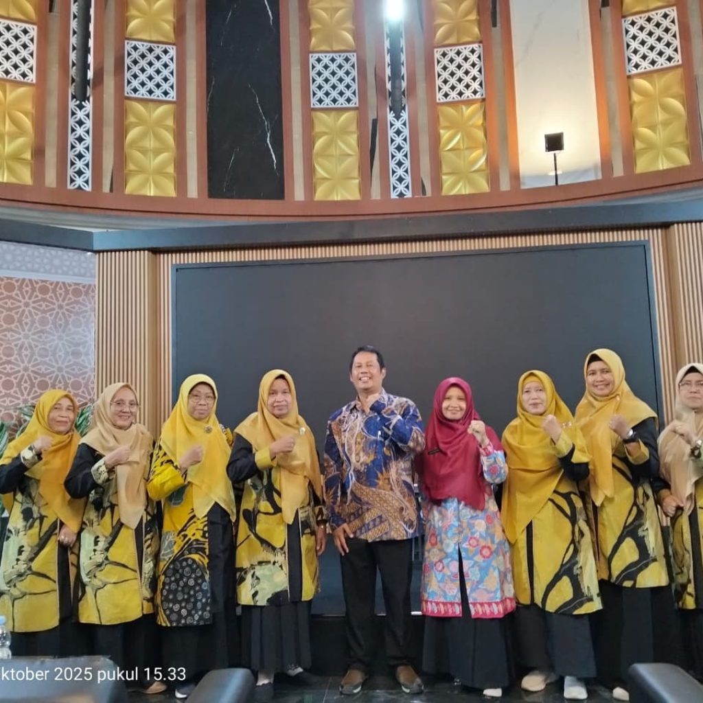 Foto di Aula Lantai 7 Gedung Tittanium